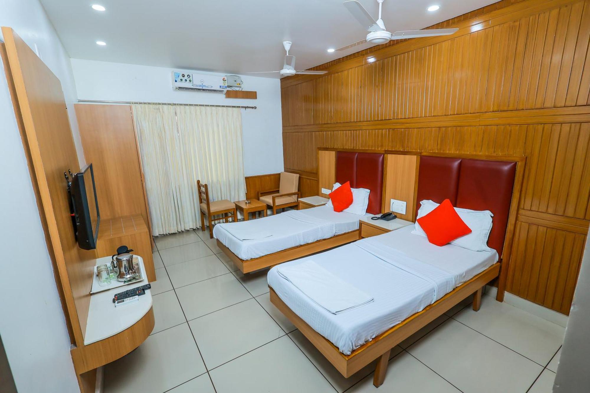 Hotel Janardana أودوبي المظهر الخارجي الصورة