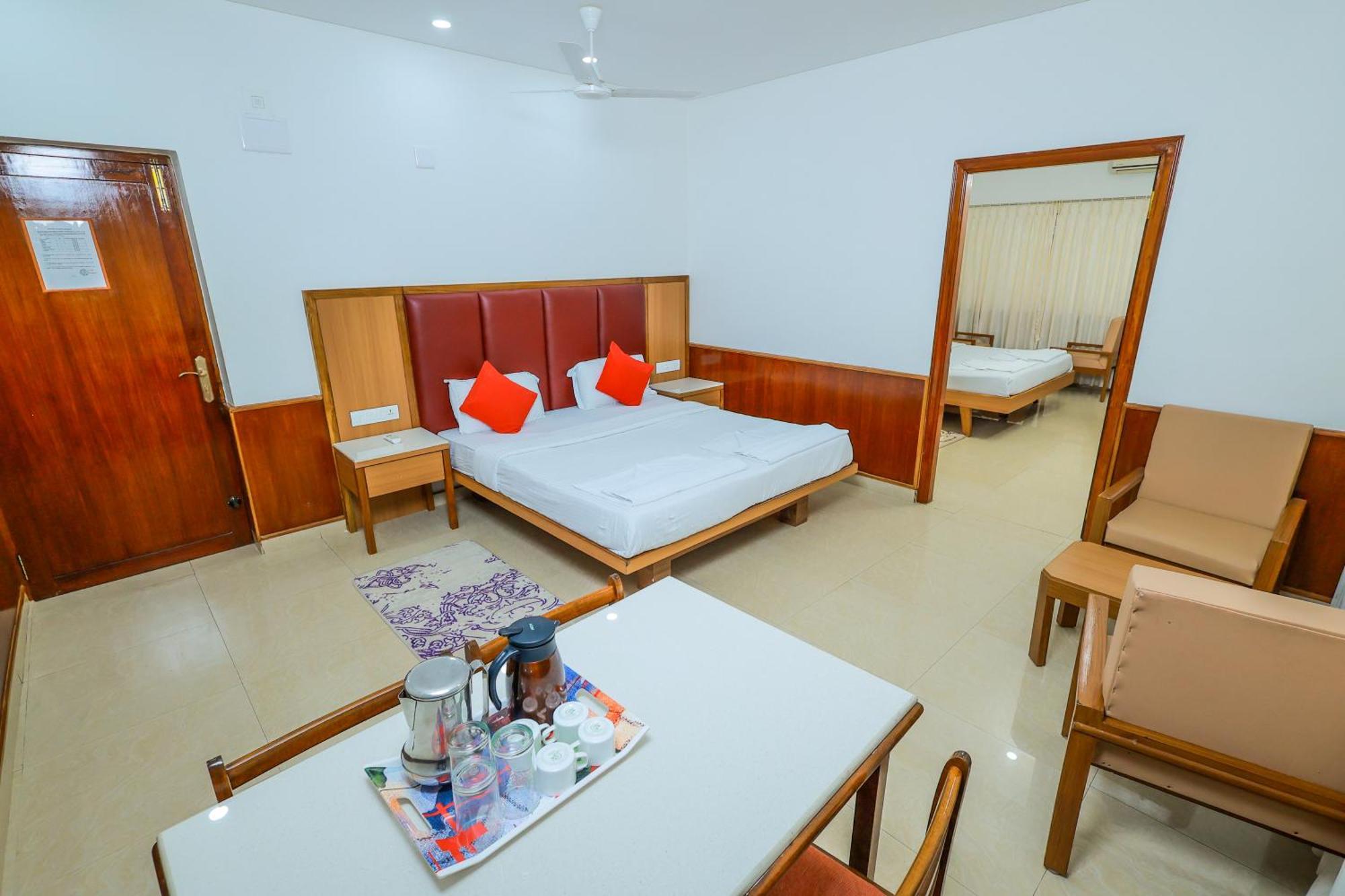 Hotel Janardana أودوبي المظهر الخارجي الصورة