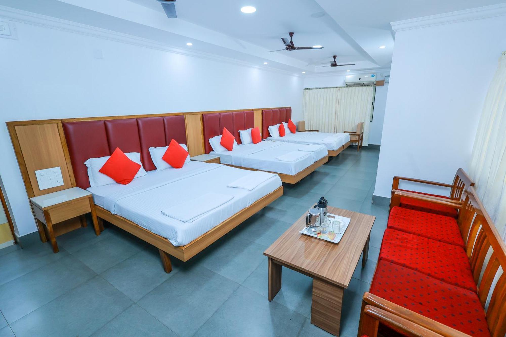Hotel Janardana أودوبي المظهر الخارجي الصورة
