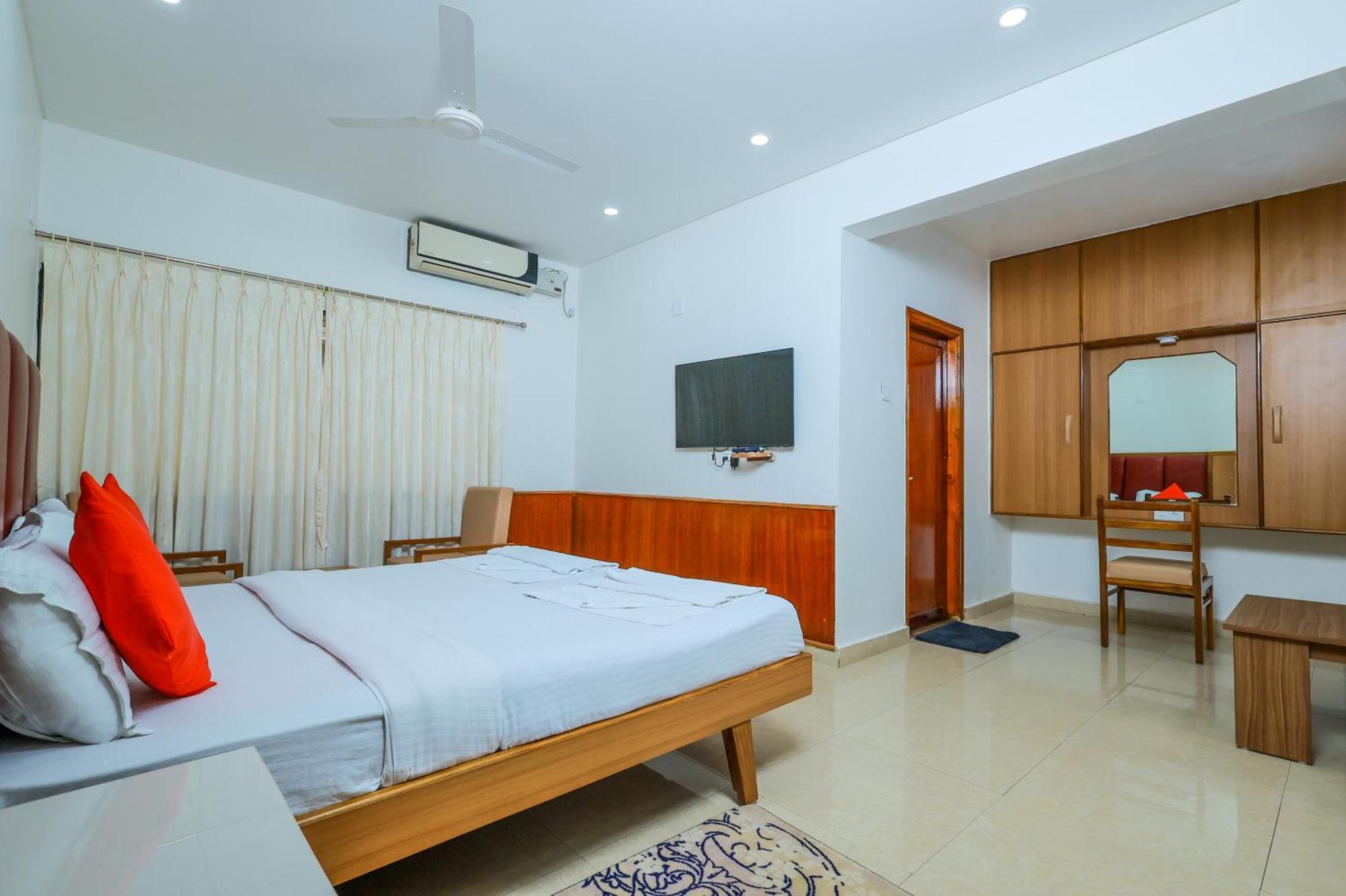Hotel Janardana أودوبي المظهر الخارجي الصورة
