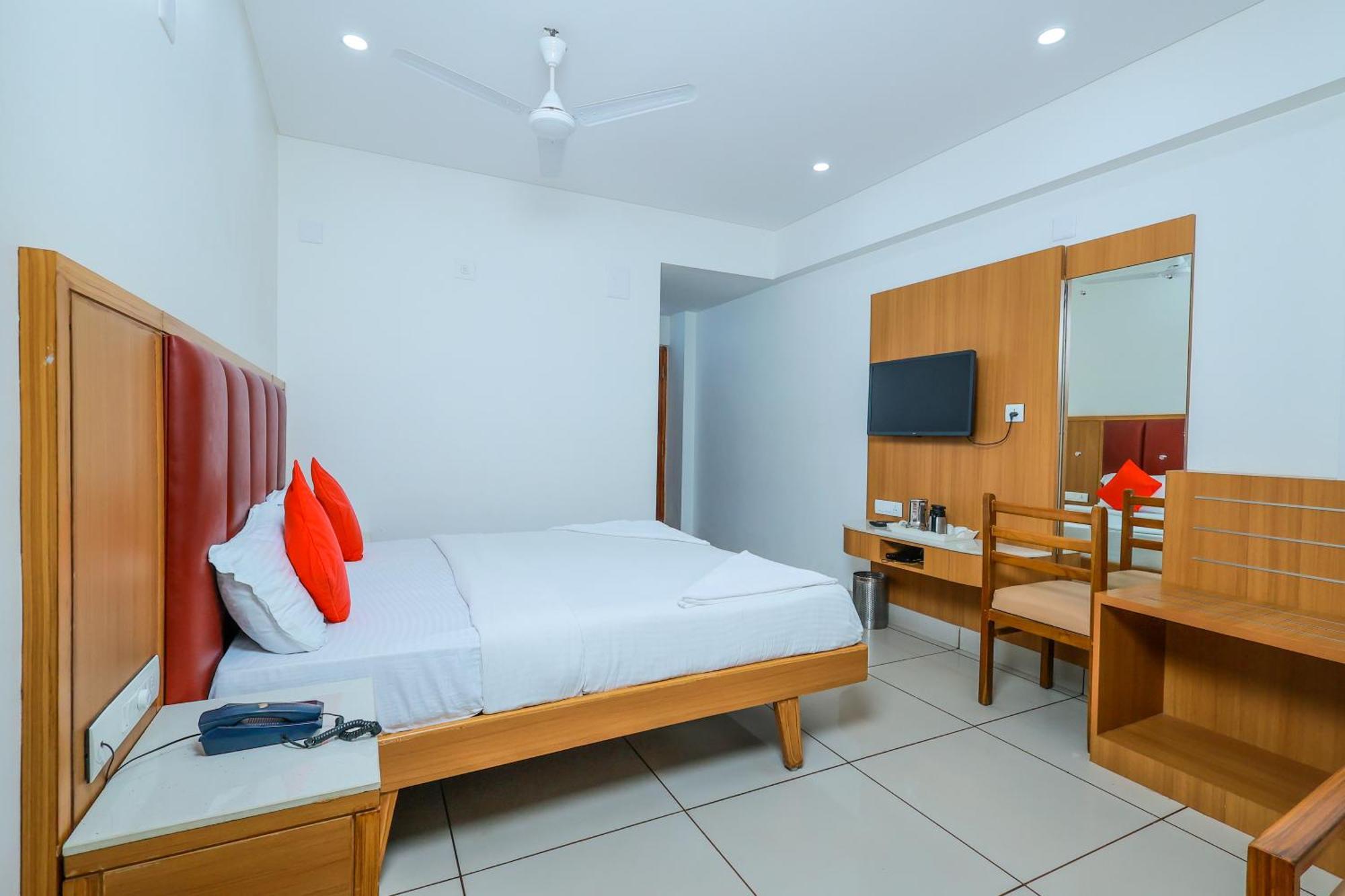Hotel Janardana أودوبي المظهر الخارجي الصورة