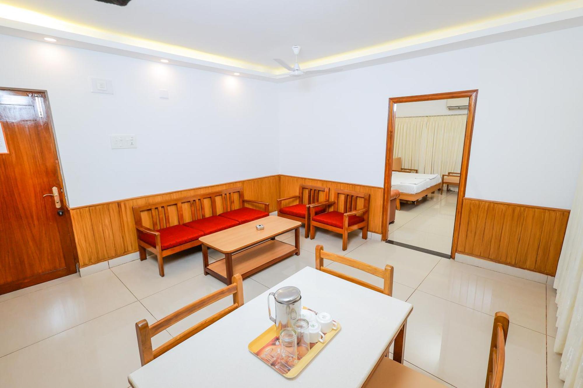Hotel Janardana أودوبي المظهر الخارجي الصورة